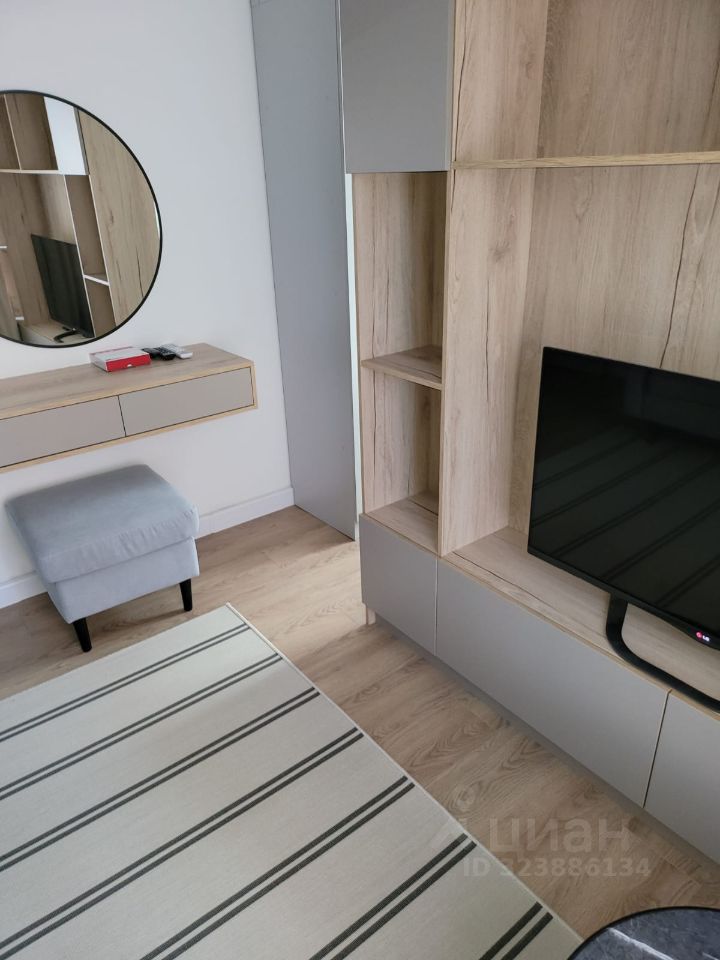 Аренда 3-комн квартиры на вторичном рынке Амурская улица, 2Ак3