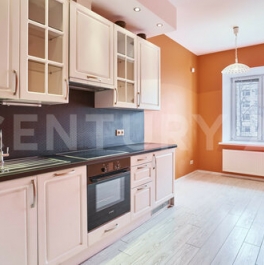 Продажа 1-комн квартиры на вторичном рынке пл Конституции,  д. 1,  к. 2