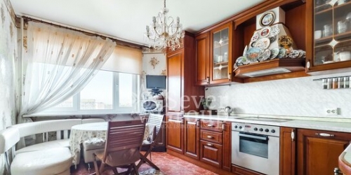 4-комн квартира Кузнецовская улица,  д. 11