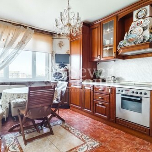 4-комн квартира Кузнецовская улица,  д. 11