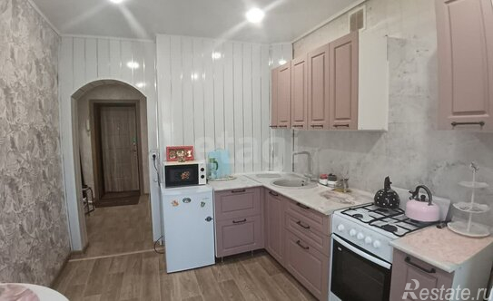 Продажа 1-комн квартиры на вторичном рынке Кириши, ул Советская,  д. 22