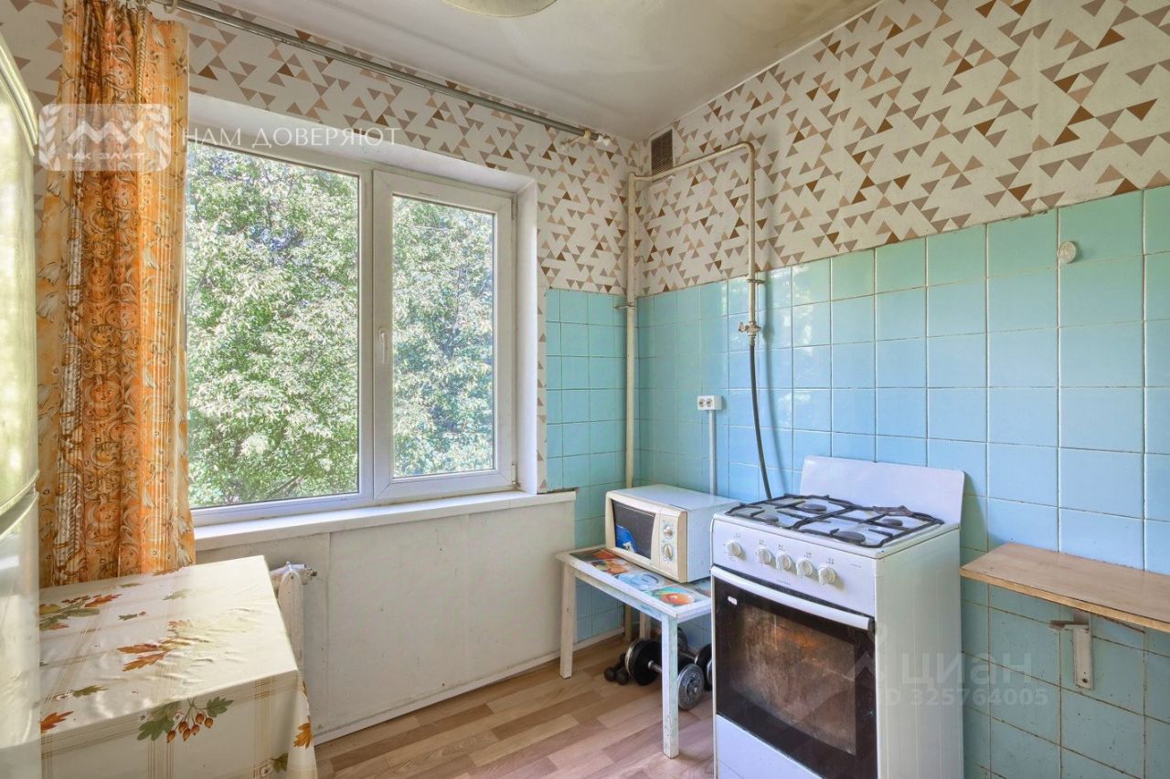 Продажа 2-комн квартиры на вторичном рынке Малая Охта тер., улица Казанская, 18