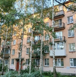 Продажа 2-комн квартиры на вторичном рынке улица Лермонтова,  д. 1