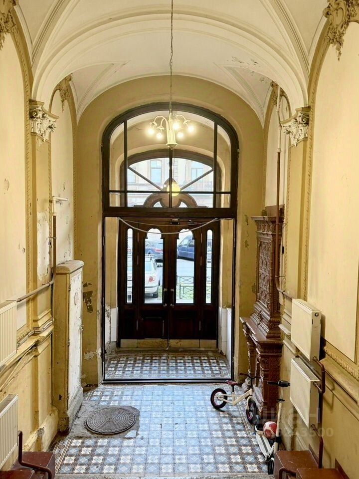 Продажа 6-комн квартиры на вторичном рынке улица Маяковского, 36-38