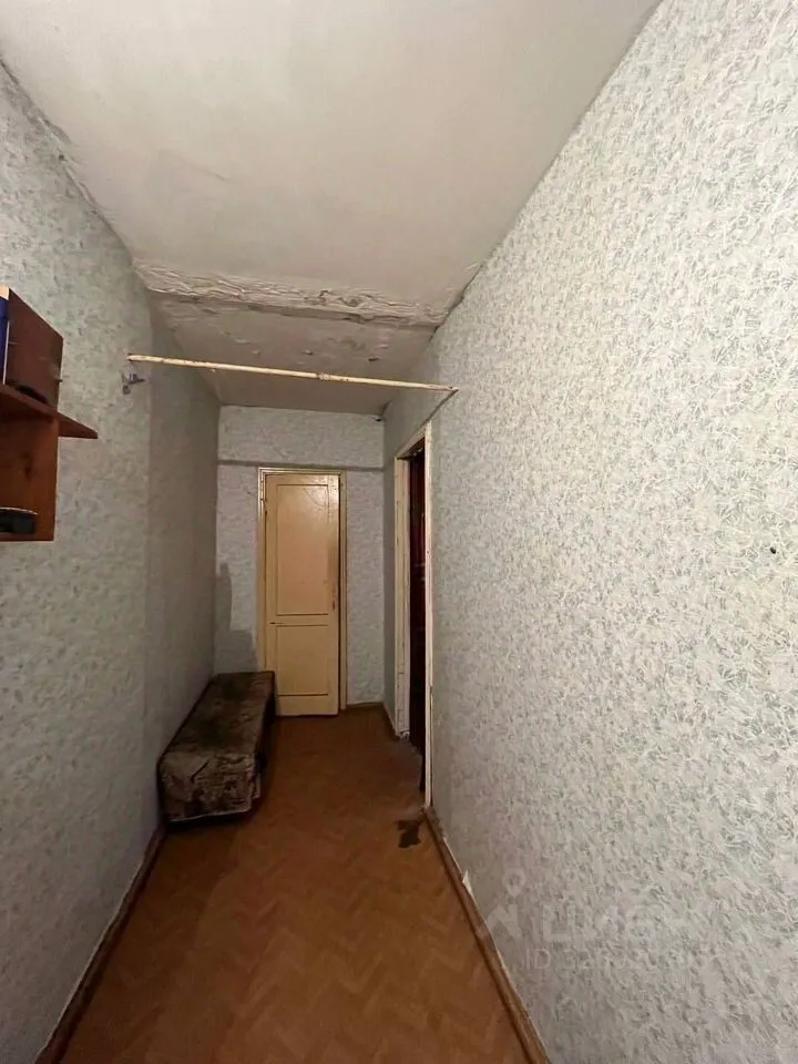 Продажа 2-комн квартиры на вторичном рынке д. Красноозерное, улица Школьная,  д. 5