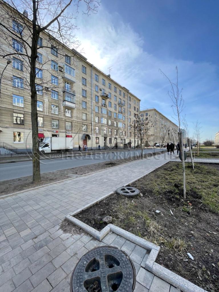 Аренда торгового помещения Бассейная,  д. 37