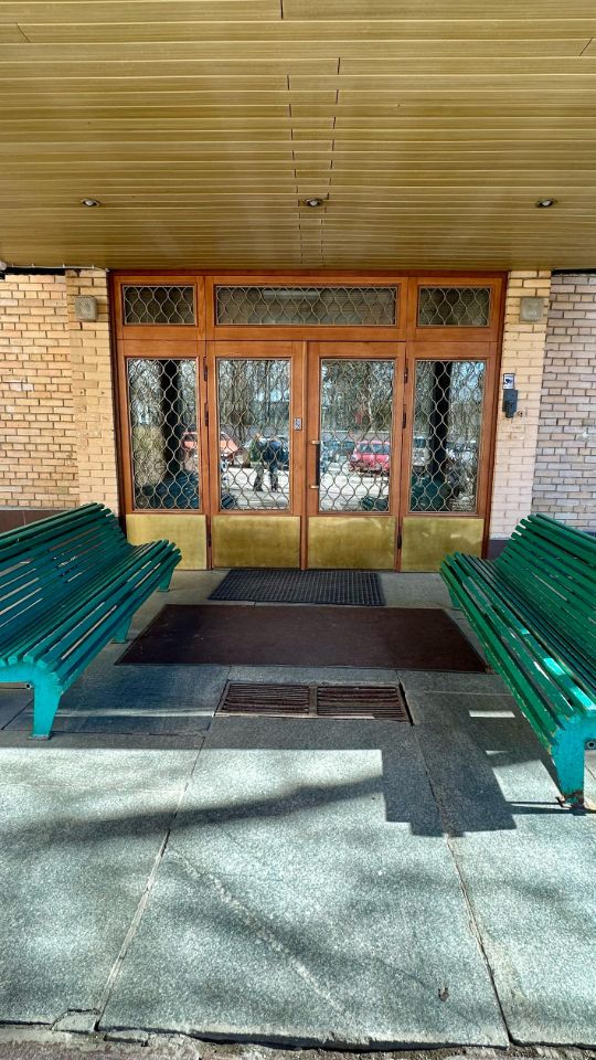 Продажа 3-комн квартиры на вторичном рынке Молодогвардейская улица, 6