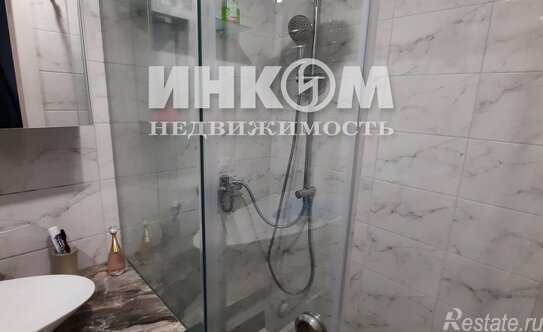 Продажа 1-комн квартиры на вторичном рынке улица Короленко,  д. 5А