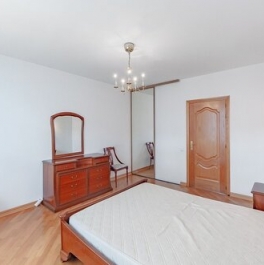 Продажа 3-комн квартиры на вторичном рынке ул Садовническая,  д. 27