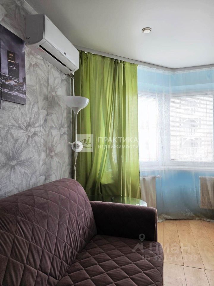 Продажа 3-комн квартиры на вторичном рынке улица Полины Осипенко, 2к2