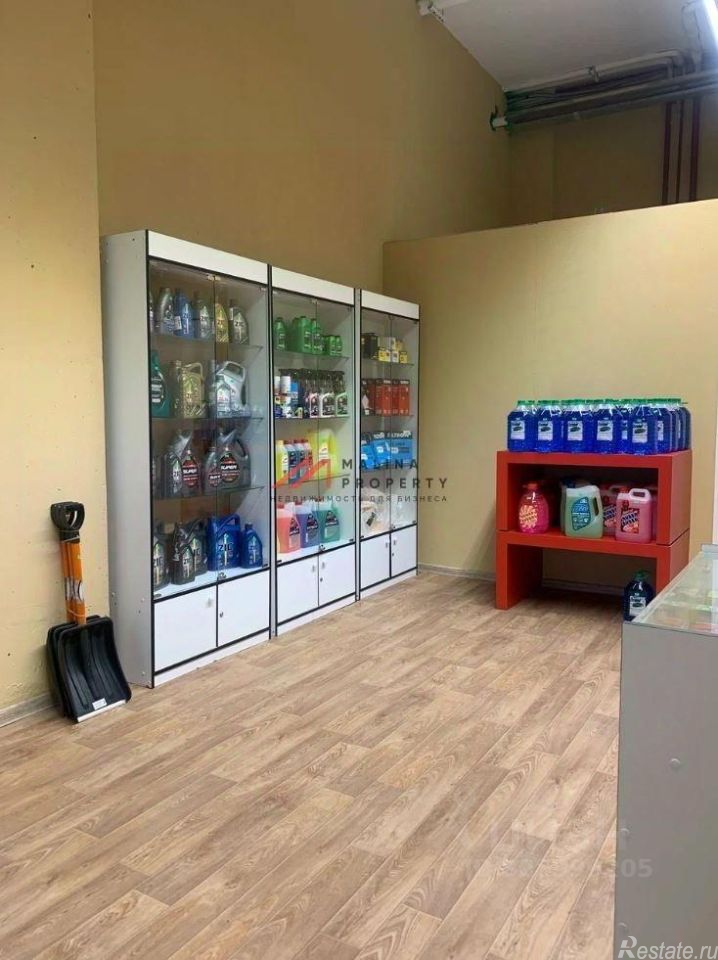 Продажа торгового помещения Южный, ул Курыжова,  д. 5а