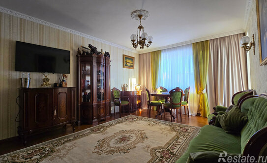 Продажа 4-комн квартиры на вторичном рынке проспект Солидарности