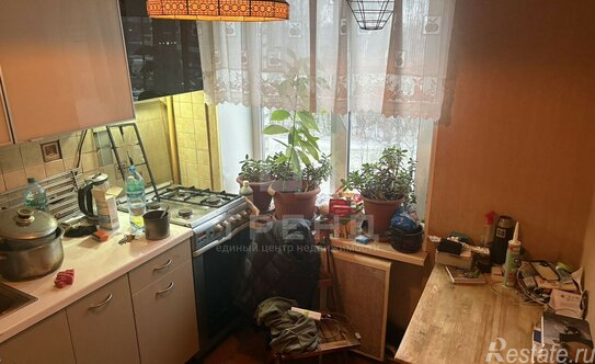 Продажа 2-комн квартиры на вторичном рынке Беринга ул,  д. 16