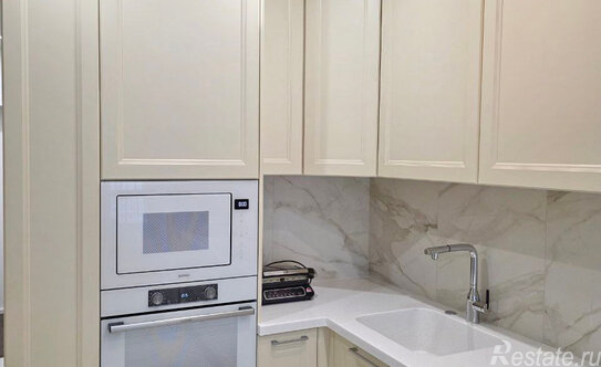 Продажа 3-комн квартиры на вторичном рынке улица Константина Федина,  д. 13