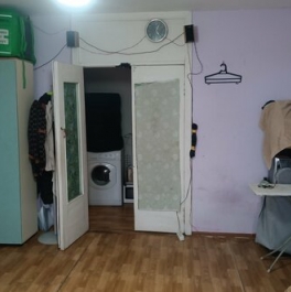 Продажа 3-комн квартиры на вторичном рынке Нахабино, ул Красноармейская,  д. 4