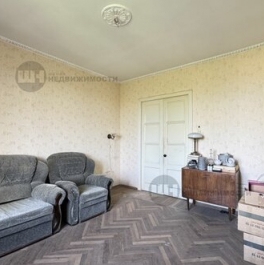 Продажа 2-комн квартиры на вторичном рынке Новолитовская улица,  д. 11