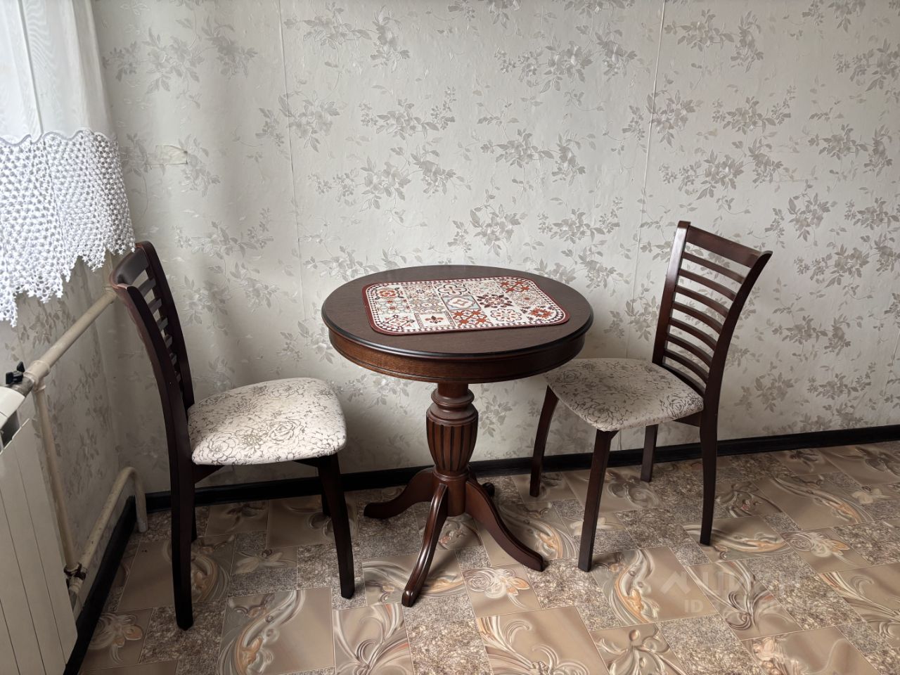 Продажа 2-комн квартиры на вторичном рынке улица Авиаторов, 12