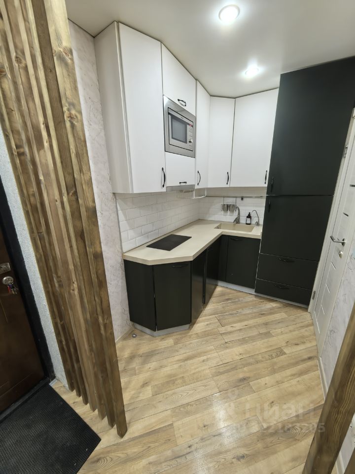 Продажа студии Южный мкр, улица Курыжова, 14