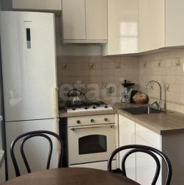 Продажа 1-комн квартиры на вторичном рынке Красноармейская 11-я ул,  д. 2б