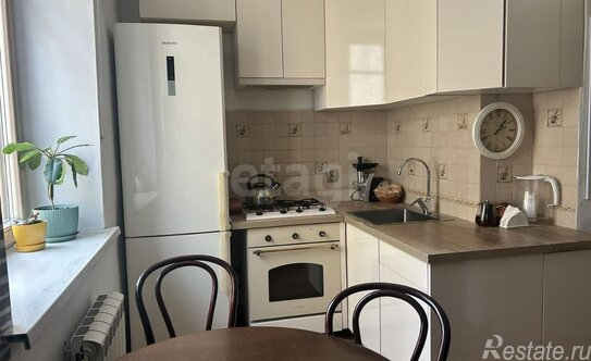 Продажа 1-комн квартиры на вторичном рынке Красноармейская 11-я ул,  д. 2б