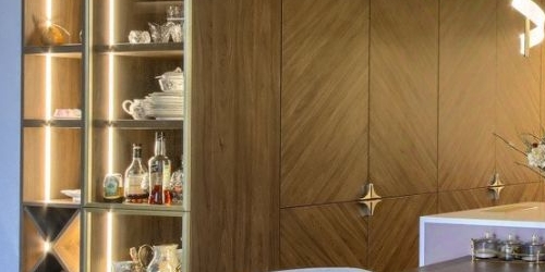 4-комн квартира Большая Озерная улица, 77