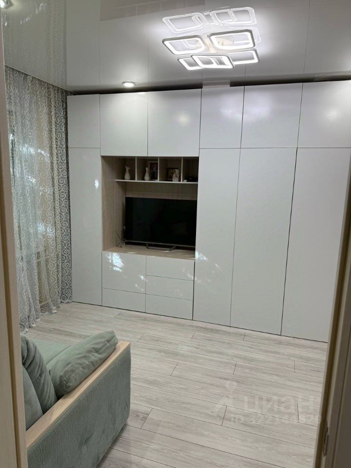 Продажа 2-комн квартиры на вторичном рынке Широкая улица, 4К1