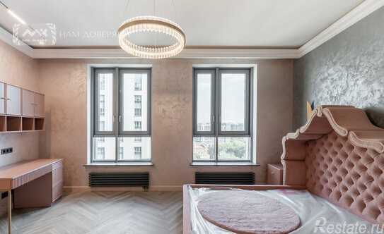 Продажа 4-комн квартиры на вторичном рынке Ушаковская набережная,  д. 3 к2