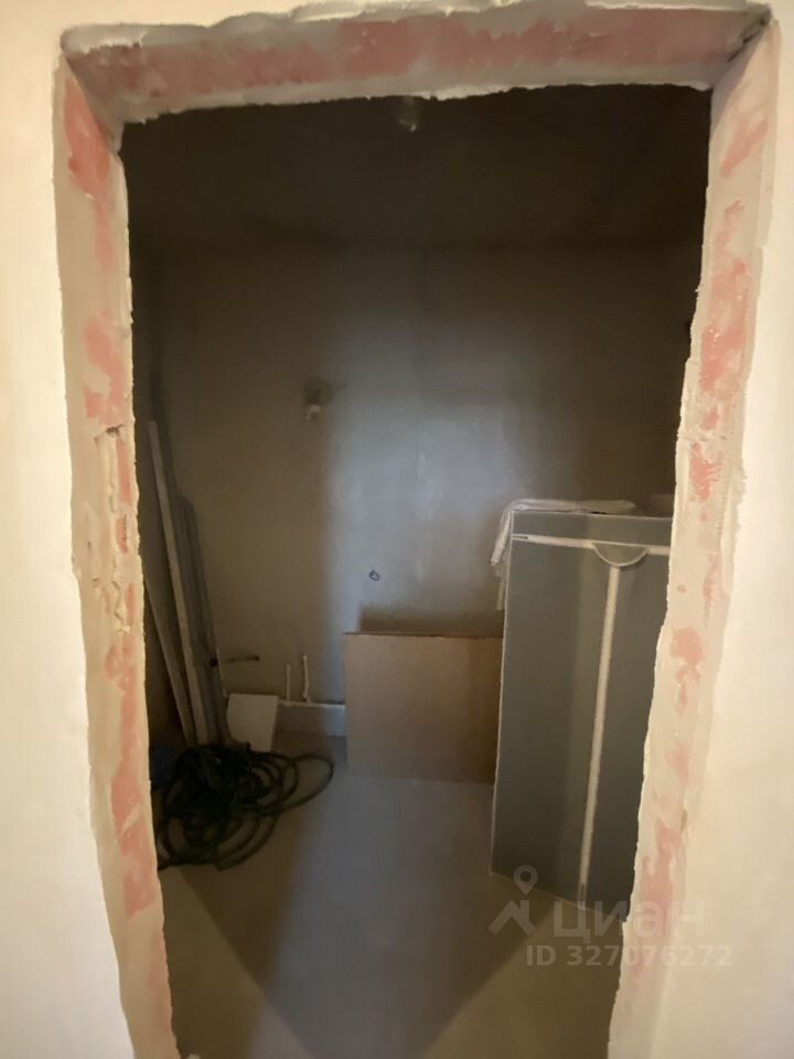 Продажа 3-комн квартиры на вторичном рынке д. Пикколово, улица Петровская, 18к1