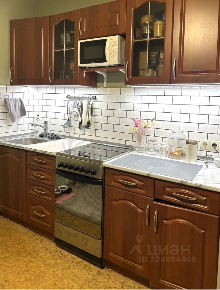 Аренда 1-комн квартиры на вторичном рынке улица Дмитрия Ульянова, 43К3