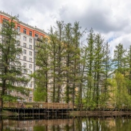 Продажа 3-комн квартиры на вторичном рынке Рассказовка д,  д. 8