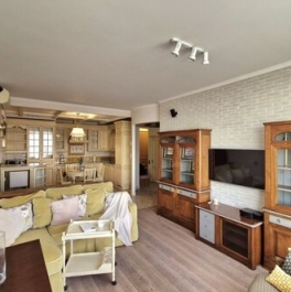 Аренда 3-комн квартиры на вторичном рынке ул Академика Ильюшина,  д. 12