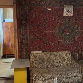 Продажа 2-комн квартиры на вторичном рынке Кожевнический 2-й пер,  д. 10/11