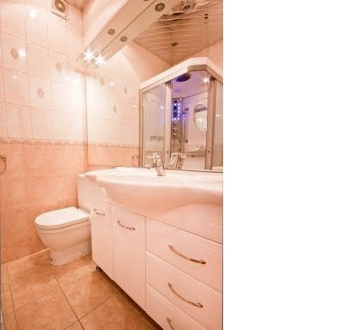 Аренда 2-комн квартиры на вторичном рынке Мартынова наб,  д. 12