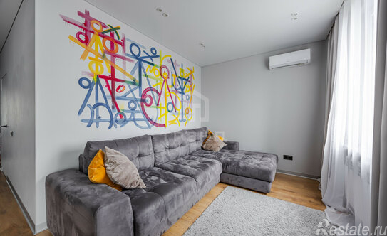 Продажа 2-комн квартиры на вторичном рынке Кушелевская дор,  д. 6 к1