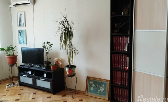 Продажа 1-комн квартиры на вторичном рынке Сивашская улица,  д. 9