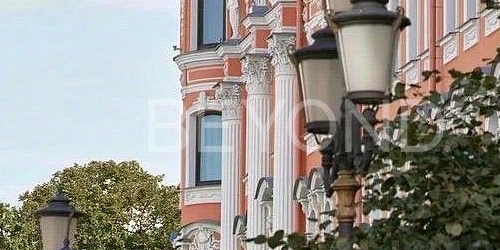 6-комн квартира Захарьевская улица, 41