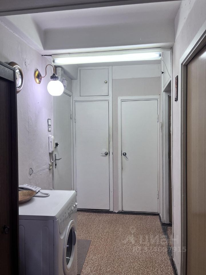 Продажа 2-комн квартиры на вторичном рынке Ленская улица, 10К2