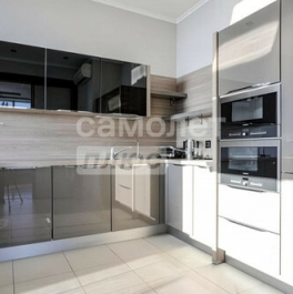 Продажа 3-комн квартиры на вторичном рынке Мосфильмовская улица,  д. 8