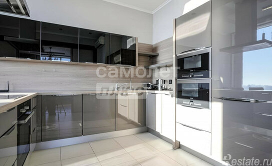 Продажа 3-комн квартиры на вторичном рынке Мосфильмовская улица,  д. 8