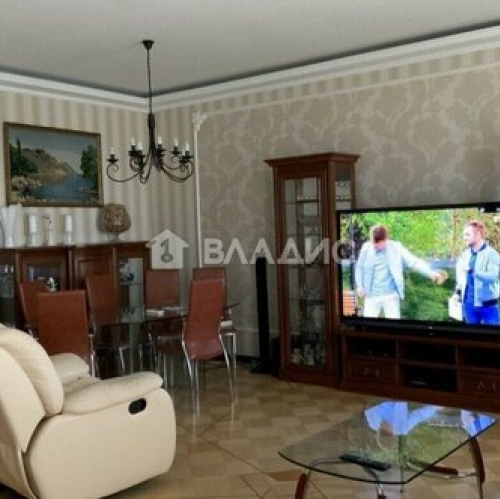 4-комн квартира Бассейная ул,  д. 27