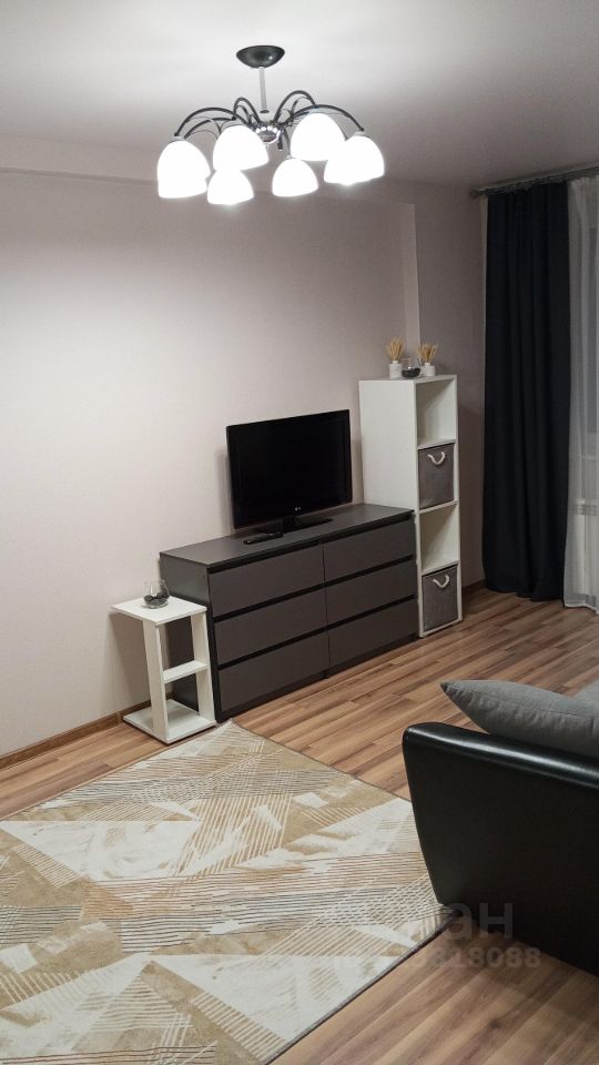 Аренда 2-комн квартиры на вторичном рынке Химки, улица Панфилова, 4