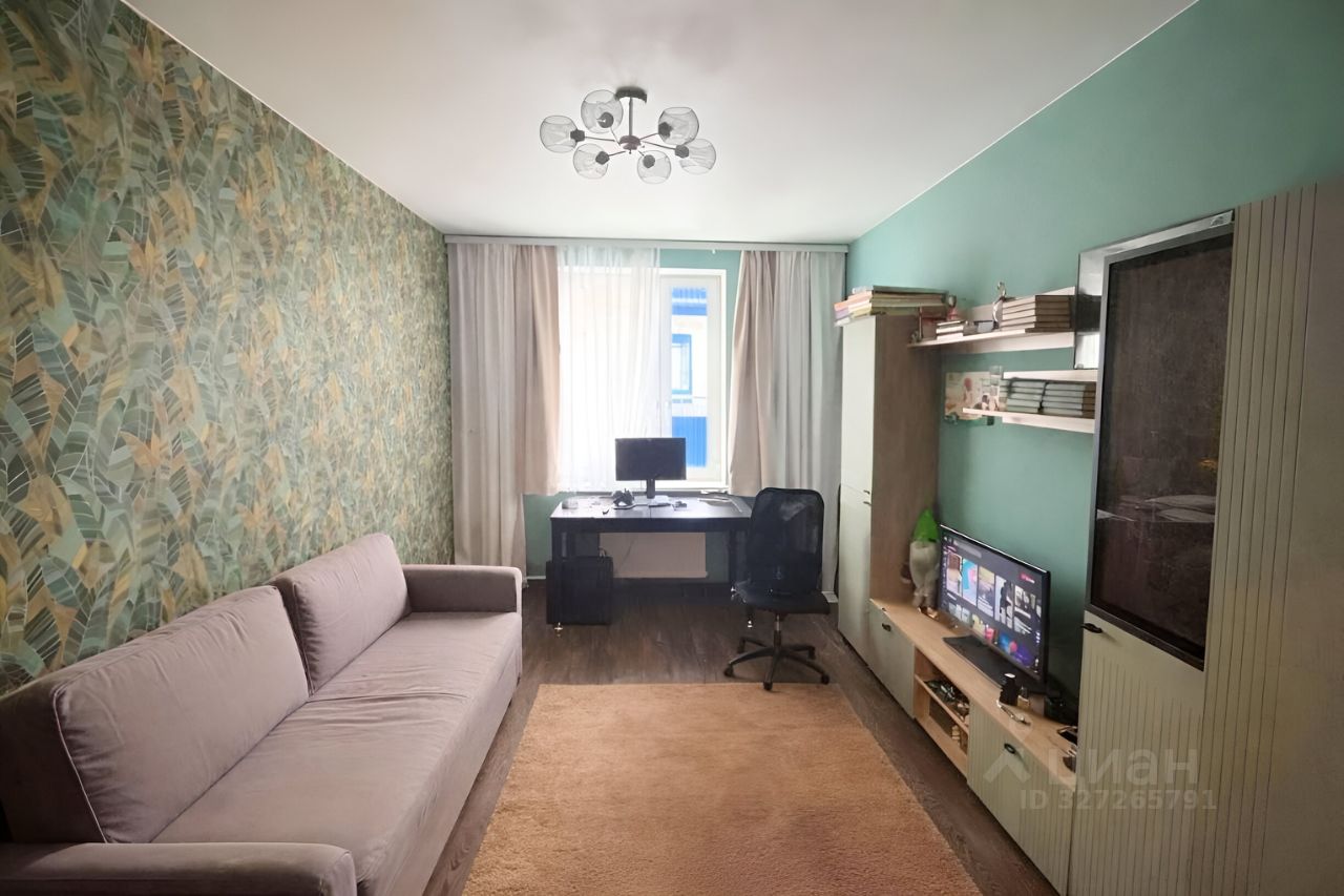 Продажа 2-комн квартиры на вторичном рынке проспект Королева, 7