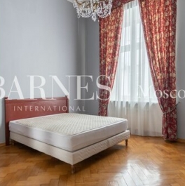 Аренда 6-комн квартиры на вторичном рынке Староконюшенный переулок,  д. 5/14