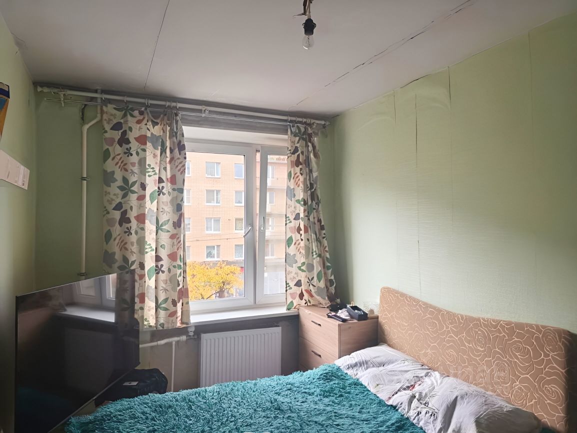 Продажа 2-комн квартиры на вторичном рынке улица Трефолева, 15