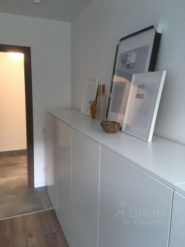 Продажа 4-комн квартиры на вторичном рынке проспект Художников, 31К1