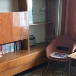 Продажа 2-комн квартиры на вторичном рынке Изумрудная улица