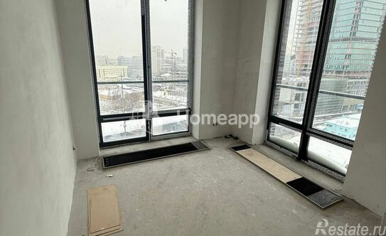 Продажа 3-комн квартиры на вторичном рынке улица Академика Челомея