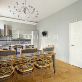 Продажа 3-комн квартиры на вторичном рынке Пятницкая улица,  д. 53