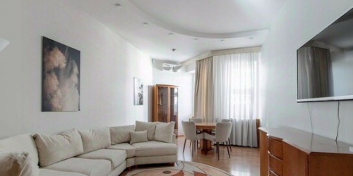 3-комн квартира Наставнический переулок,  д. 6