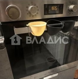 Продажа 1-комн квартиры на вторичном рынке Маршала Захарова ул,  д. 20